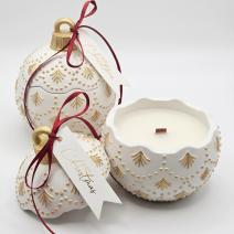 Žvakė Christmas Bauble Enchanted – Balta / Auksinė / Žiemos stebuklas